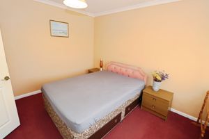 Station Road Alresford- click for photo gallery